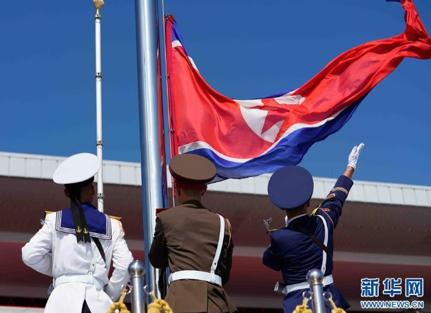 朝鮮試射兩種新型防空導彈　金正恩觀摩